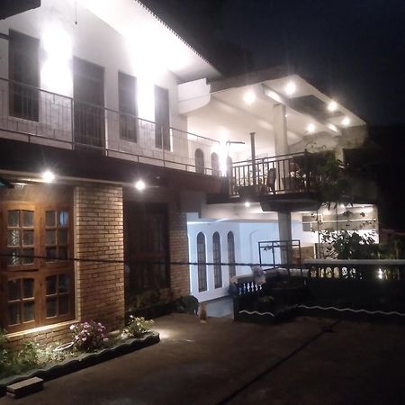 Farah Guest Inn Haputale Extérieur photo