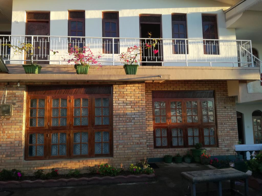 Farah Guest Inn Haputale Extérieur photo